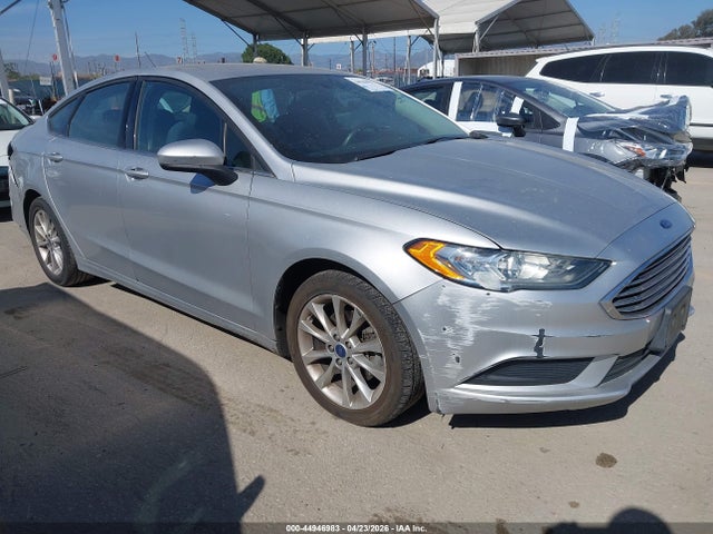 FORD FUSION SE - 1
