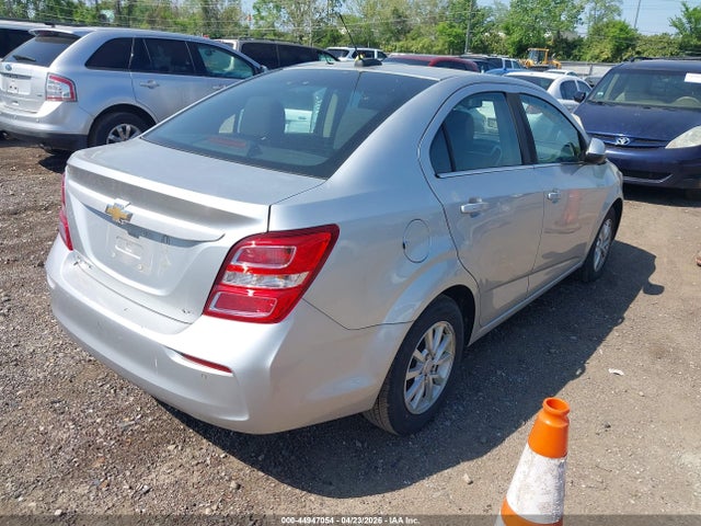 CHEVROLET SONIC LT AUTO - 4