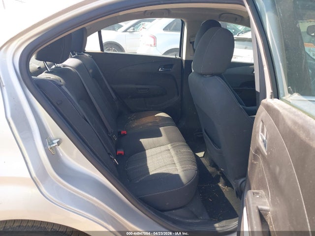 CHEVROLET SONIC LT AUTO - 8