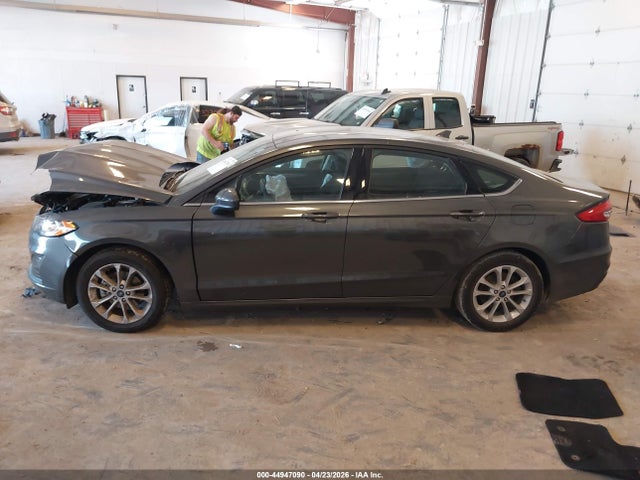 صورة مصغرة 14 لـ 2020 FORD FUSION SE
