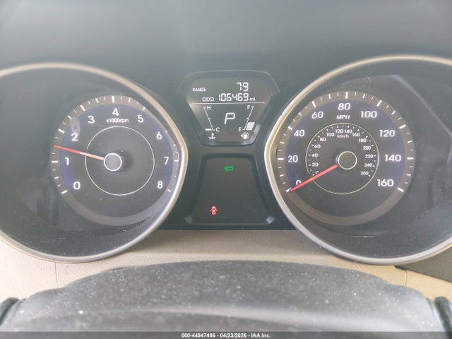 HYUNDAI ELANTRA GLS - 7