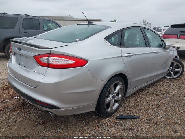 2016 FORD FUSION SE 照片 4