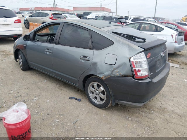 TOYOTA PRIUS - 3