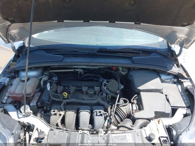 FORD FOCUS TITANIUM - 10
