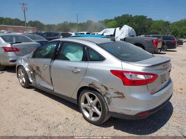 FORD FOCUS TITANIUM - 3