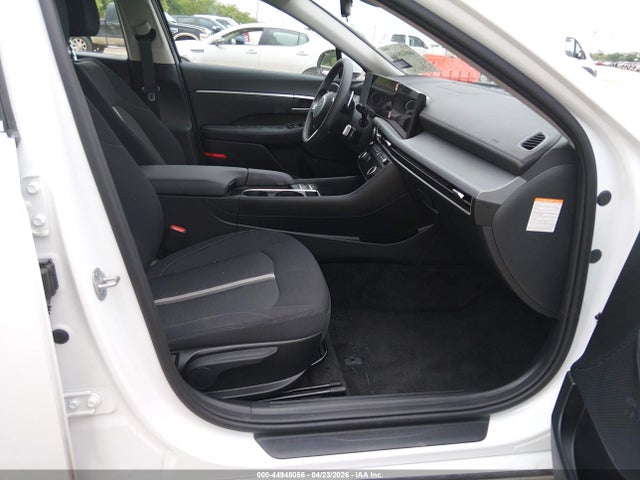 HYUNDAI SONATA HYBRID BLUE - 5