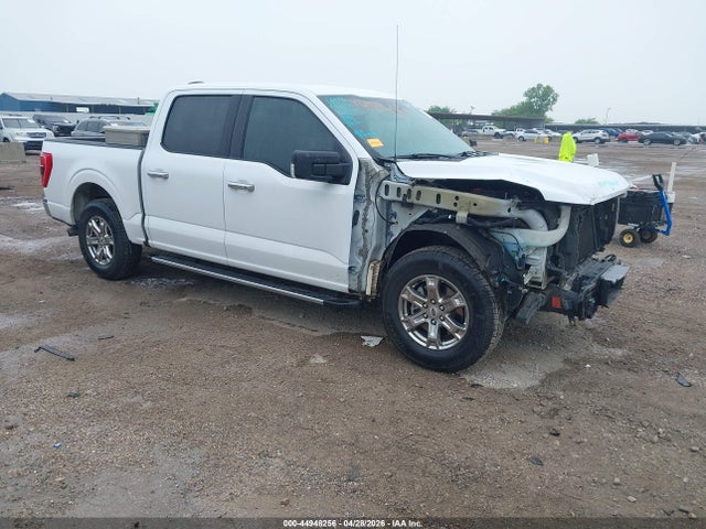 2021 FORD F-150 XLT photo 1