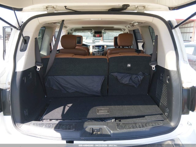 2019 INFINITI QX80 LUXE 17