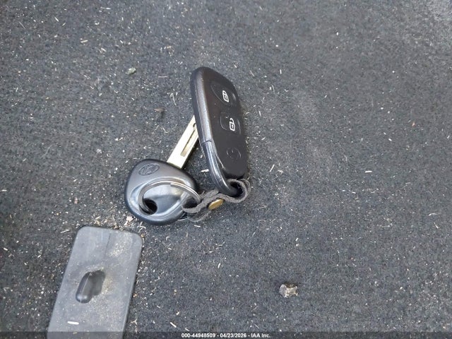 HYUNDAI ACCENT GLS - 10