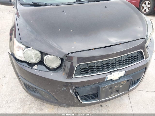 CHEVROLET SONIC LT AUTO - 6