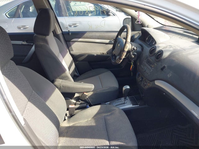 CHEVROLET AVEO 1LT - 5