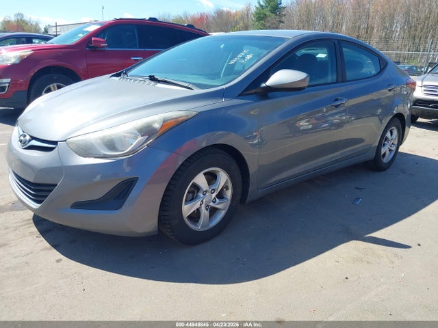 HYUNDAI ELANTRA SE - 2