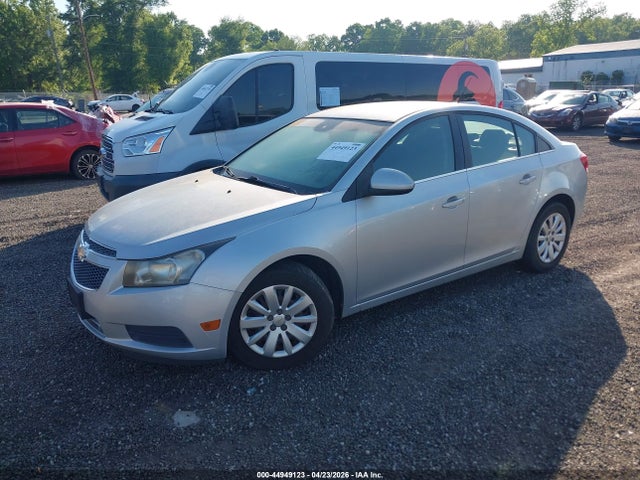 CHEVROLET CRUZE 1LT - 2