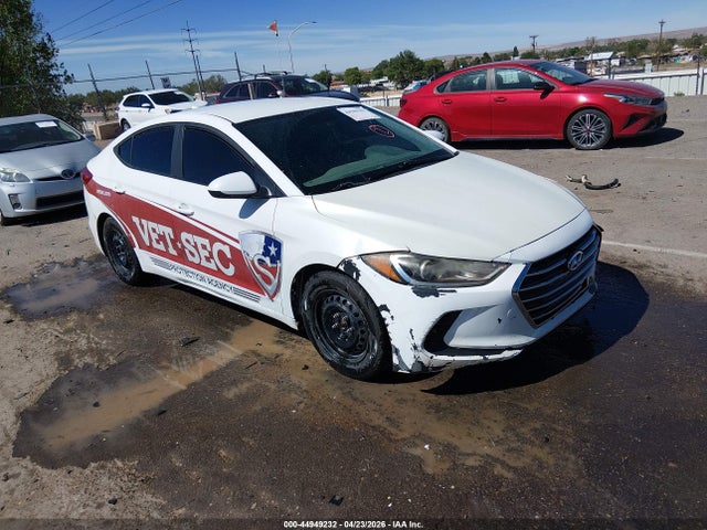 HYUNDAI ELANTRA SE - 1