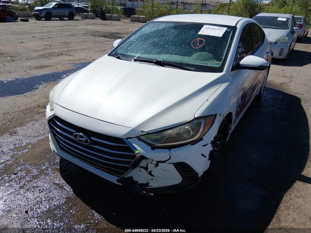 HYUNDAI ELANTRA SE - 6