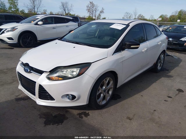 FORD FOCUS TITANIUM - 2