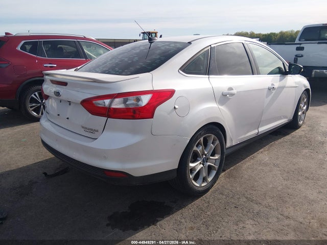 FORD FOCUS TITANIUM - 4