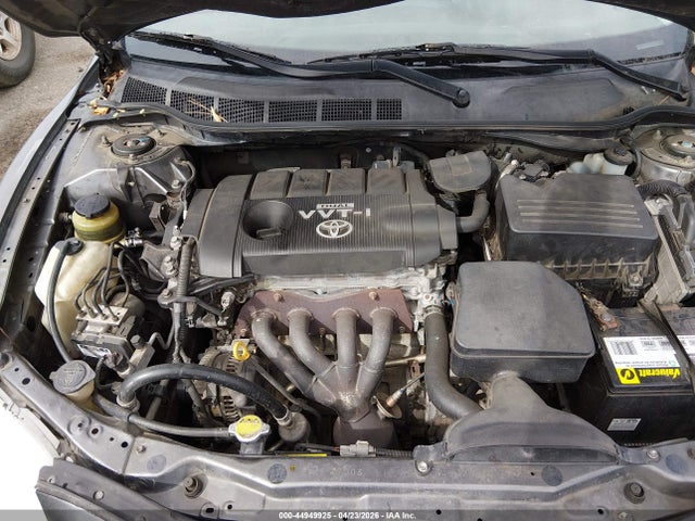 2010 Toyota CAMRY LE photo 10