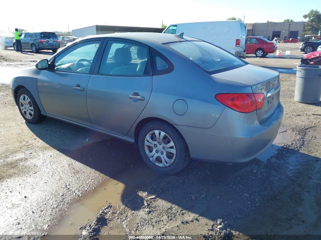 HYUNDAI ELANTRA GLS - 3