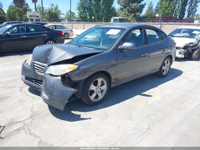 HYUNDAI ELANTRA SE - 2