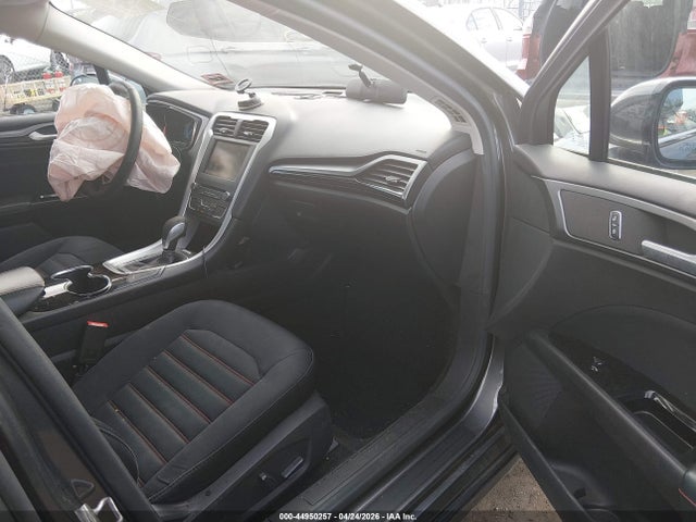 FORD FUSION SE - 5
