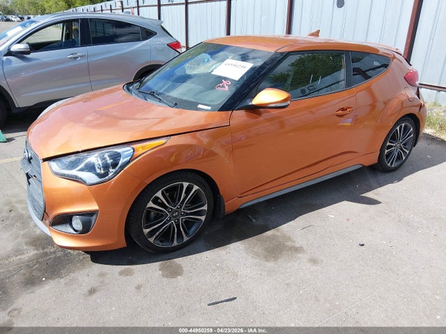صورة 2 لـ 2016 Hyundai VELOSTER TURBO