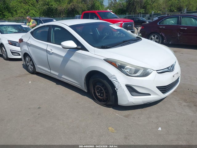 HYUNDAI ELANTRA SE - 1