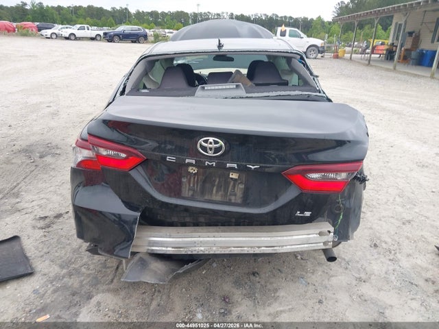 2023 Toyota CAMRY LE photo 6