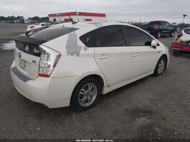 TOYOTA PRIUS - 4
