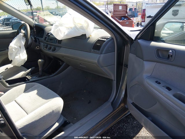 2003 Toyota CAMRY LE 照片 5