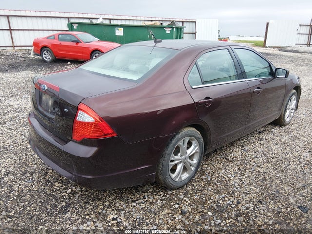 FORD FUSION SE - 4