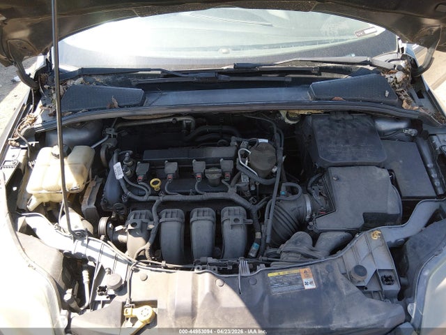 FORD FOCUS TITANIUM - 10