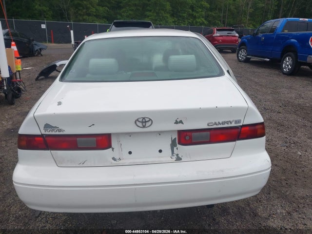 صورة مصغرة 17 لـ 1998 Toyota CAMRY LE