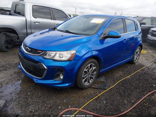 2018 Chevrolet SONIC LT AUTO 照片 2