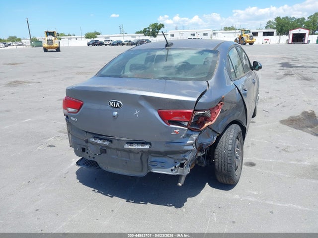 KIA RIO S - 4