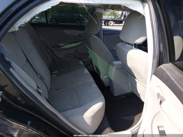 صورة 8 لـ 2012 Toyota COROLLA LE
