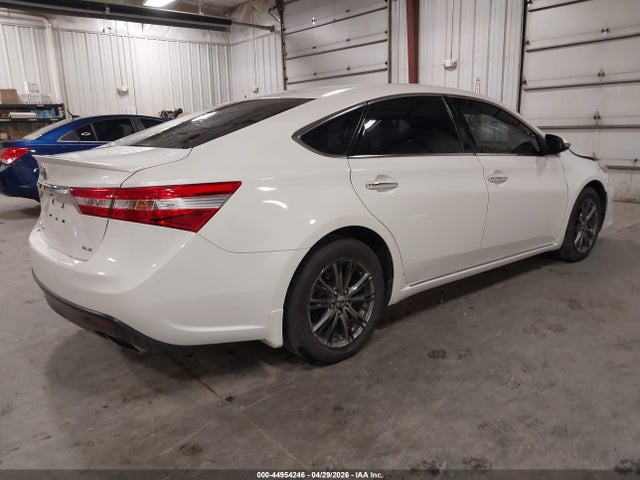 2014 Toyota AVALON XLE — фото 4