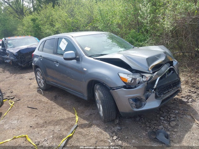 2015 MITSUBISHI OUTLANDER ES