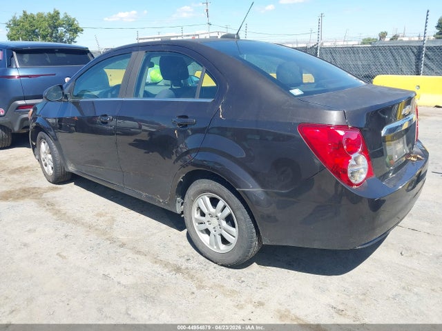 CHEVROLET SONIC LT AUTO - 3