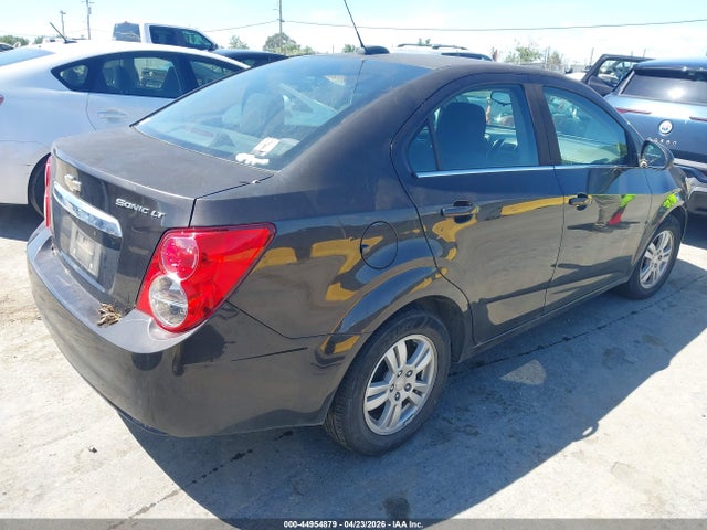 CHEVROLET SONIC LT AUTO - 4