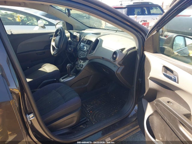 CHEVROLET SONIC LT AUTO - 5