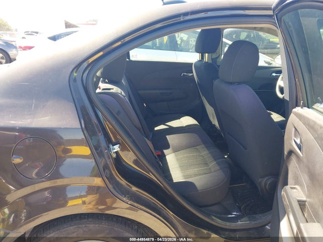 CHEVROLET SONIC LT AUTO - 8