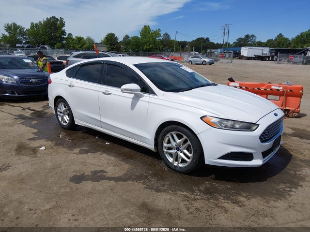 FORD FUSION SE - 1
