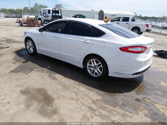 FORD FUSION SE - 3