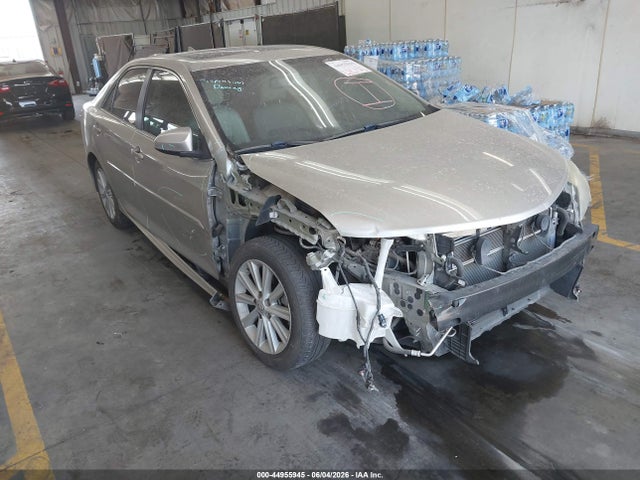 2013 TOYOTA CAMRY XLE