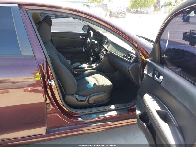صورة 5 لـ 2016 KIA OPTIMA LX