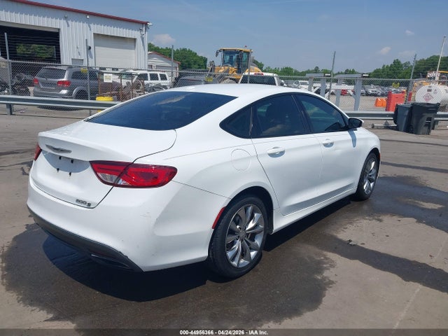 2015 Chrysler 200 S 照片 4