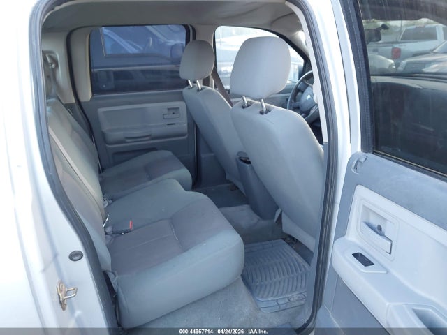 DODGE DAKOTA SLT - 8