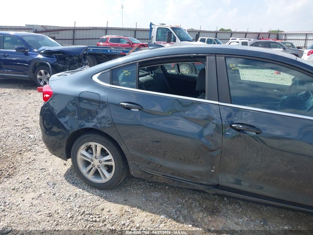 صورة 6 لـ 2017 Chevrolet CRUZE LT AUTO