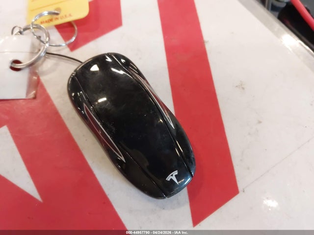 صورة مصغرة 11 لـ 2015 Tesla MODEL S 85D/P85D